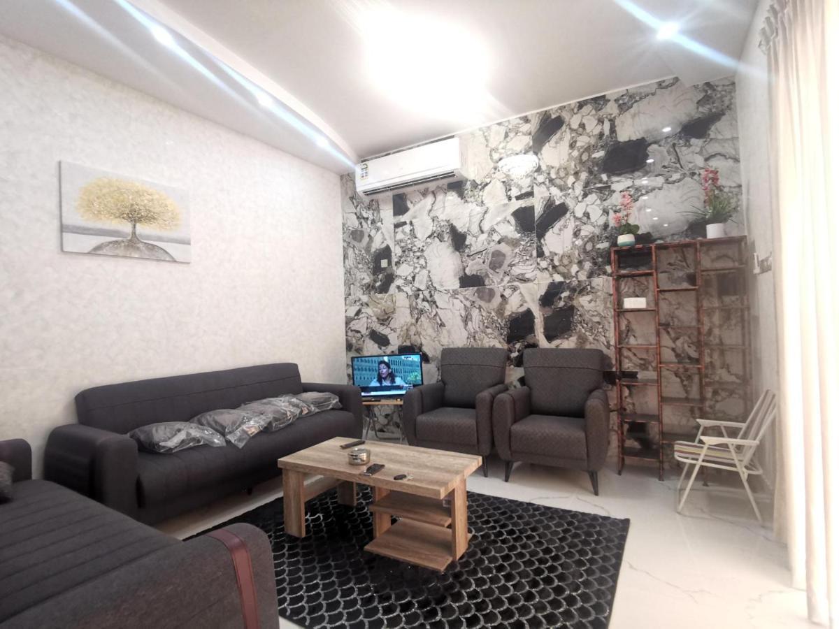 Highness Villa Низва Екстериор снимка