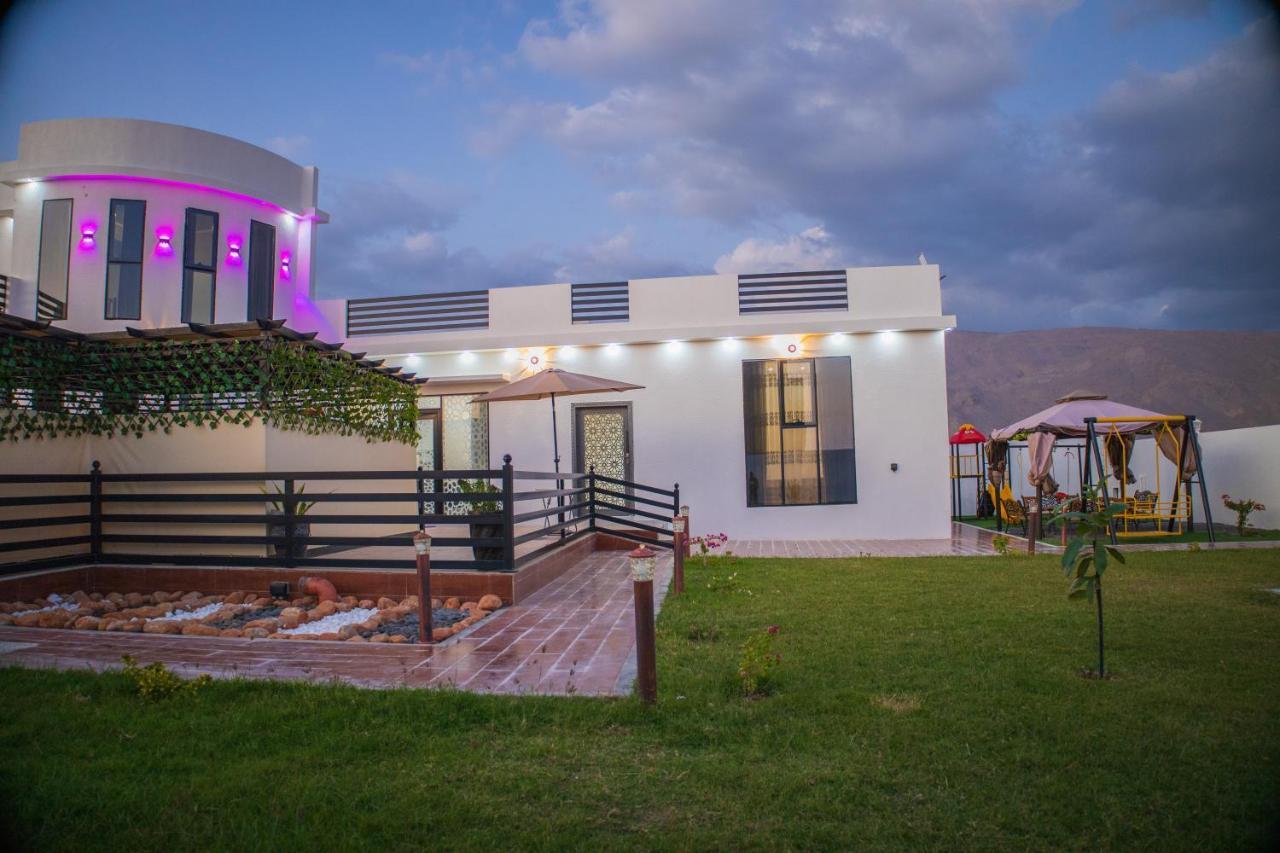 Highness Villa Низва Екстериор снимка